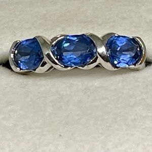 925 Sterling Sapphire Blue Ring Sz 8 Three Stone